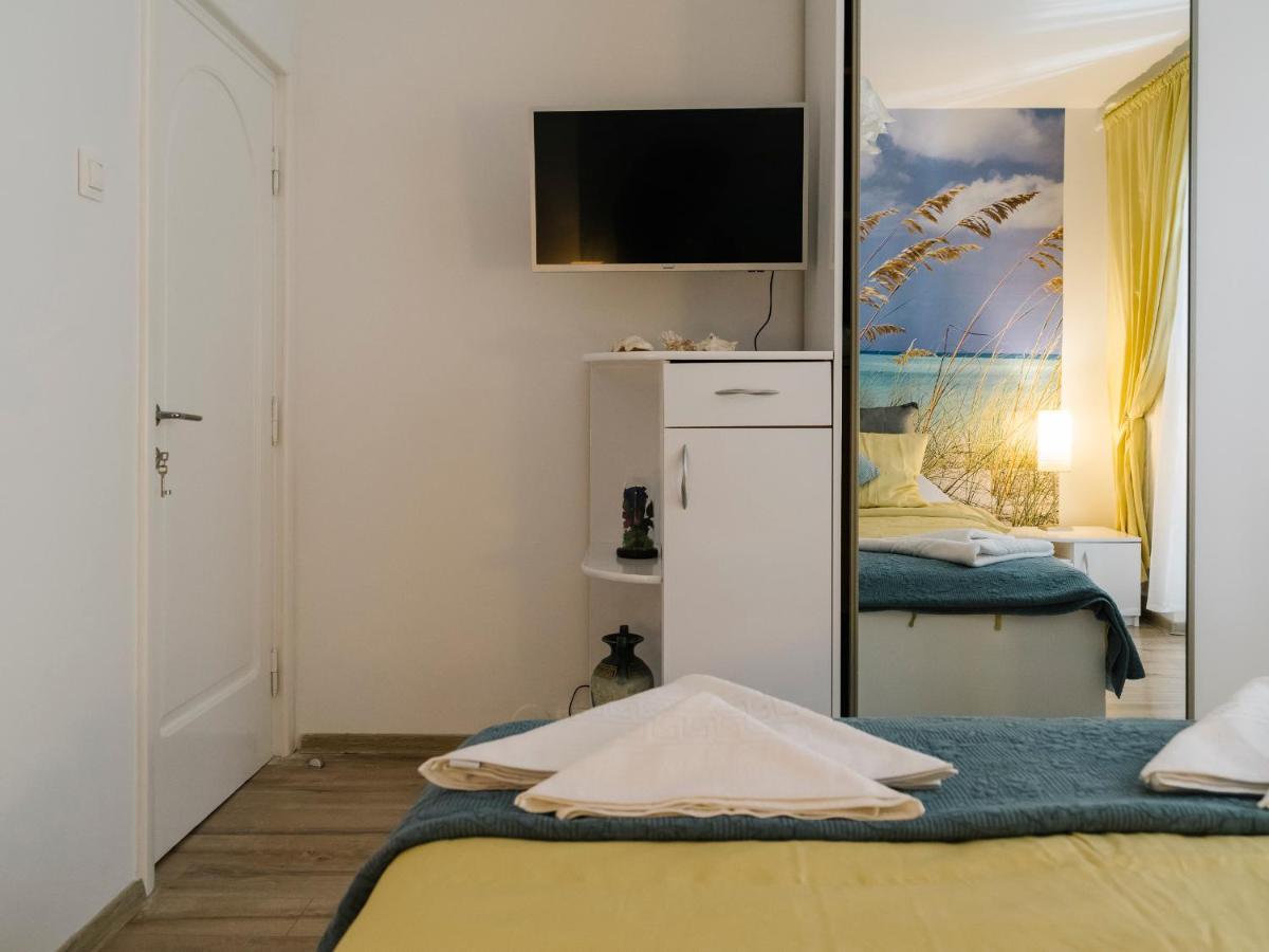 Zen Life Luxury Apartment - Herastrau Bucarest Esterno foto